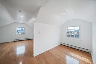 87-03 168th Pl, Jamaica, NY 11432 - Photo 33