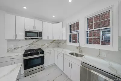 8703 168th Place, Jamaica, NY 11432 - Photo 9