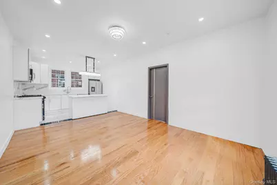 8703 168th Place, Jamaica, NY 11432 - Photo 5