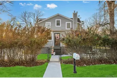 52 Manhasset Drive, Mastic Beach, NY 11951 - Photo 3