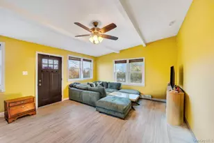 52 Manhasset Dr, Mastic Beach, NY 11951 - Photo 13