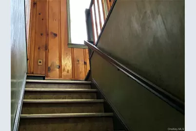 1041 Mosefan Street, Franklin Square, NY 11010 - Photo 23