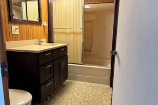 1041 Mosefan St, Franklin Square, NY 11010 - Photo 33