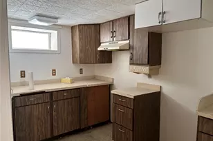 1041 Mosefan St, Franklin Square, NY 11010 - Photo 35