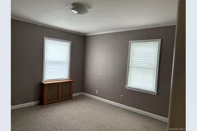 1041 Mosefan Street, Franklin Square, NY 11010 - Photo 9