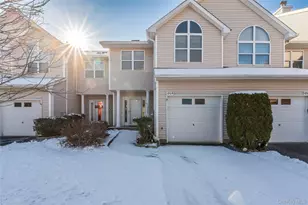 1804 Willow Pond Dr, Riverhead, NY 11901 - Photo 19