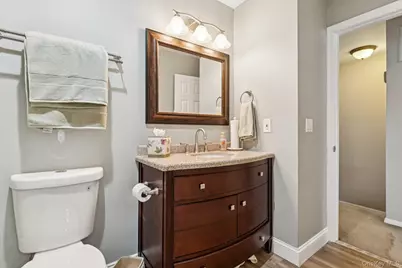 2 W Pond Court, Smithtown, NY 11787 - Photo 17