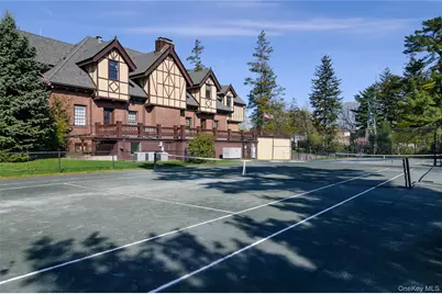 2 Stonytown Road, Manhasset, NY 11030 - Photo 39