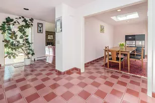 2 Stonytown Rd, Manhasset, NY 11030 - Photo 7