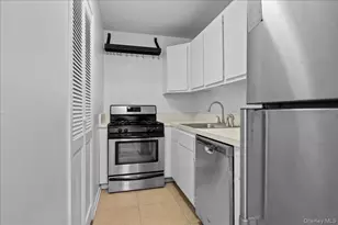 2241 Palmer Ave, New Rochelle, NY 10801 - Photo 13