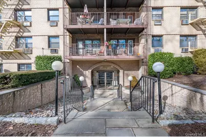 2241 Palmer Avenue #2P, New Rochelle, NY 10801 - Photo 1