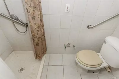 10341 101st Street, Ozone Park, NY 11417 - Photo 11