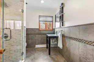 22 Lake Rd, Great Neck, NY 11020 - Photo 17