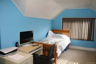 23015 88th Avenue, Queens Village, NY 11427 - Photo 19