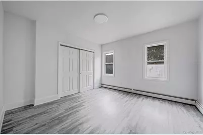 45 Redington Street, Bay Shore, NY 11706 - Photo 17