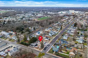 45 Redington St, Bay Shore, NY 11706 - Photo 33