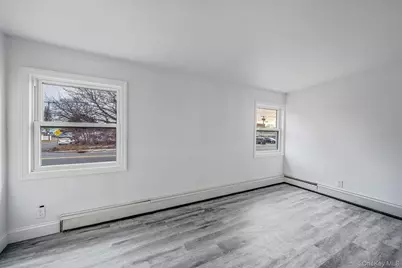 45 Redington Street, Bay Shore, NY 11706 - Photo 15