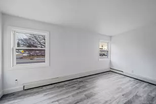 45 Redington St, Bay Shore, NY 11706 - Photo 15