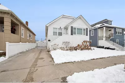 1038 Traymore Boulevard, Island Park, NY 11558 - Photo 1