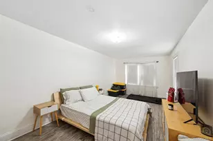 1038 Traymore Blvd, Island Park, NY 11558 - Photo 13