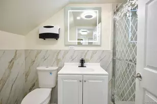 241-20 83rd Ave, Bellerose, NY 11426 - Photo 17