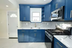 241-20 83rd Ave, Bellerose, NY 11426 - Photo 11