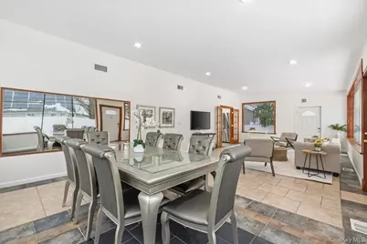 85 Briarcliff Road, Westbury, NY 11590 - Photo 19