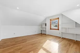 85 Briarcliff Rd, Westbury, NY 11590 - Photo 25