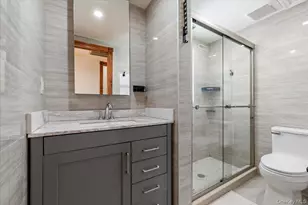 85 Briarcliff Rd, Westbury, NY 11590 - Photo 23