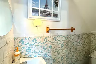 31-26 Buell St, East Elmhurst, NY 11369 - Photo 11