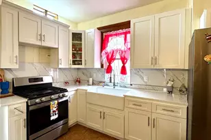 31-26 Buell St, East Elmhurst, NY 11369 - Photo 9