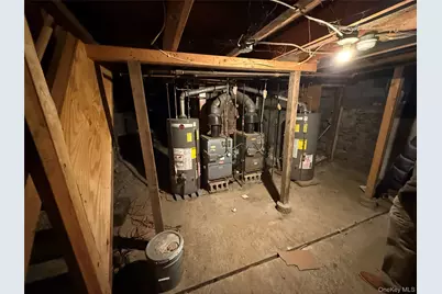 101 N Clinton Street, Poughkeepsie, NY 12601 - Photo 9