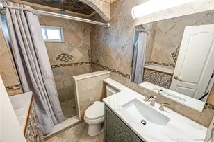 37 W 10th St, Deer Park, NY 11729 - Photo 15