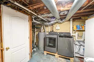 37 W 10th St, Deer Park, NY 11729 - Photo 19