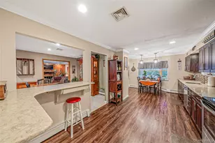 1277 Hummel Ave, Holbrook, NY 11741 - Photo 15