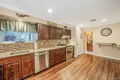 1277 Hummel Avenue, Holbrook, NY 11741 - Photo 13