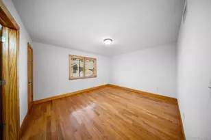 17-34 149th St, Whitestone, NY 11357 - Photo 15