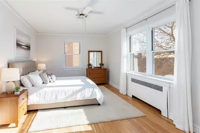 474 W 238th Street #4I, Bronx, NY 10463 - Photo 5