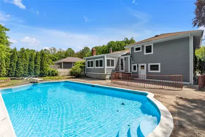 27 Meadowfield Lane, Glen Cove, NY 11542 - Photo 27