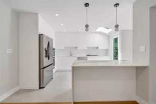 27 Meadowfield Ln, Glen Cove, NY 11542 - Photo 11