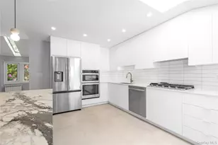 27 Meadowfield Ln, Glen Cove, NY 11542 - Photo 11