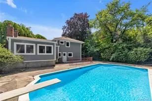 27 Meadowfield Ln, Glen Cove, NY 11542 - Photo 23