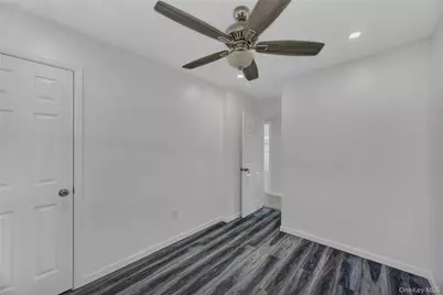 170 5th Street, Hicksville, NY 11801 - Photo 17