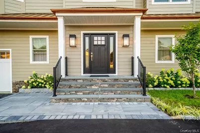 60 Ramble Lane, Levittown, NY 11756 - Photo 3