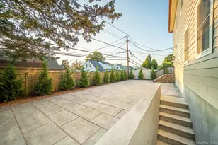 60 Ramble Ln, Levittown, NY 11756 - Photo 45