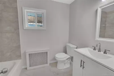 820 Jefferson Street, Baldwin, NY 11510 - Photo 11