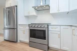 35A Dunwood Rd, Port Washington, NY 11050 - Photo 11