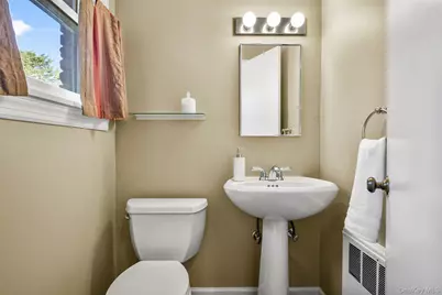 60 Overhill Road, New Rochelle, NY 10804 - Photo 37