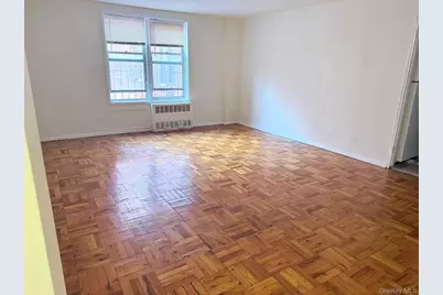 41-07 Bowne Street #1FL, Flushing, NY 11355 - Photo 5