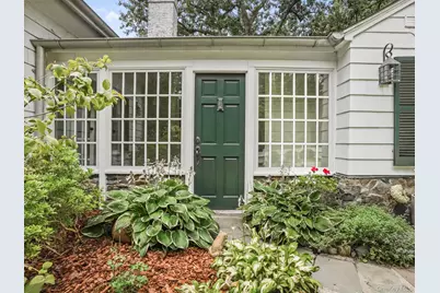 8 S Bedford Road, Pound Ridge, NY 10576 - Photo 7